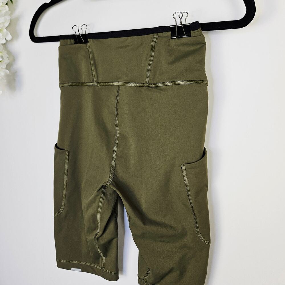 REI Co-op Olive Green Women's Bike Shorts with Side Pockets - Picture 3 of 10